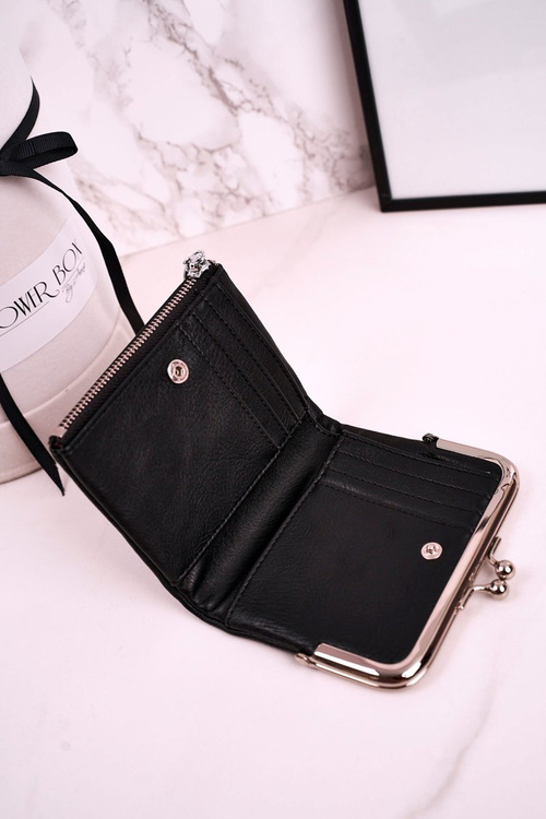 Mały Portfel Damski Zapinany na Bigiel Czarny