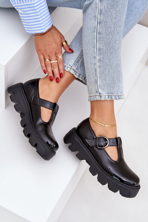 Lakierowane Skórzane Półbuty Z Klamrą Zazoo 20183 Czarne