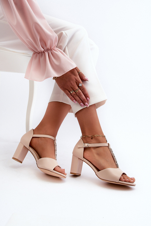 Sandały Damskie Na Słupku Z Ozdobnym Paskiem Eko Skóra Beżowe Triavera