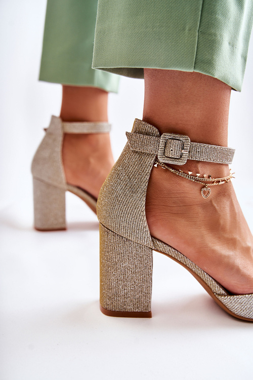 Błyszczące Czółenka Na Słupku Złote Amira