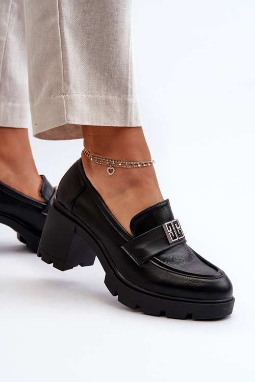 Półbuty Damskie Na Masywnym Obcasie Z Ozdobą Czarne Ranunca