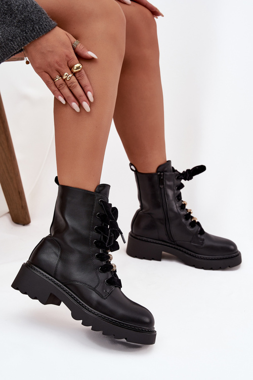Ocieplane Botki Damskie Z Ozdobnym Sznurowaniem Czarne Elindra