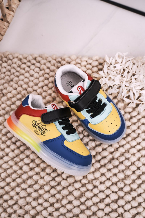 Dziecięce Sportowe Buty Ze Świecącą Podeszwą LED Wielokolorowe Scooter