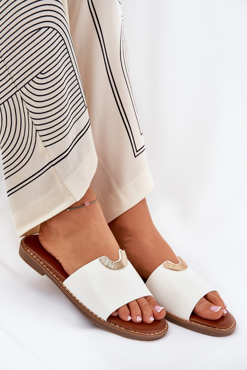 Klapki Damskie Eko Skórzane Z Ozdobnymi Detalami Białe Mevith