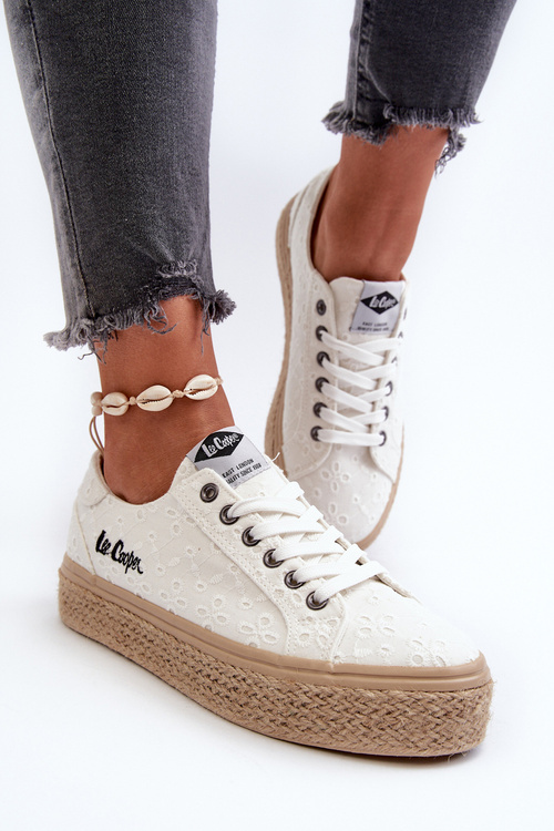 Koronkowe Trampki Damskie Z Plecionką Lee Cooper LCW-24-44-2425 Białe