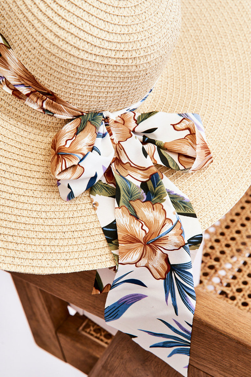 Elegancki Damski Kapelusz Z Materiałową Kokardą Jasnobeżowy