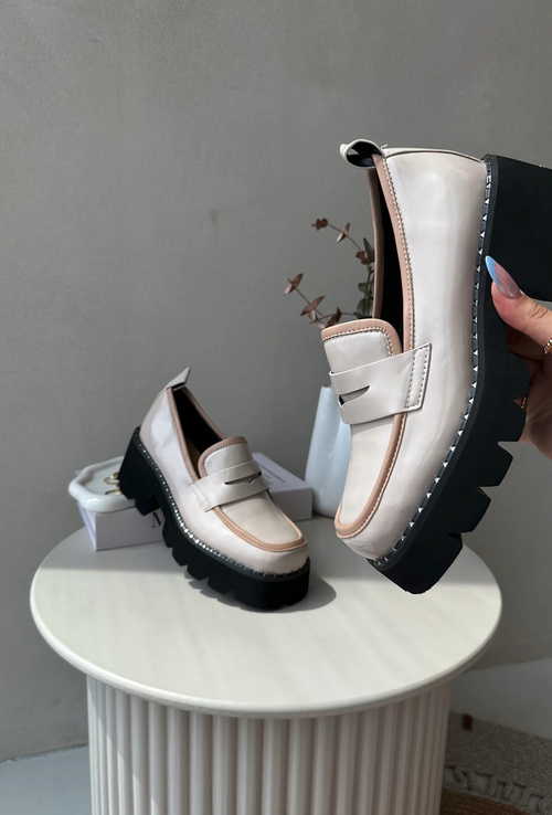 Skórzane Damskie Mokasyny D&A MR870-32 Beżowe