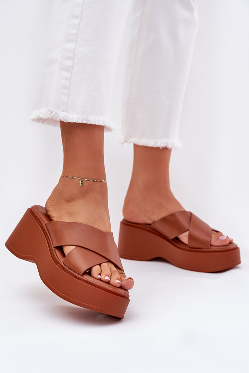 Klapki Damskie Na Platformie I Koturnie Camel Nelithraea