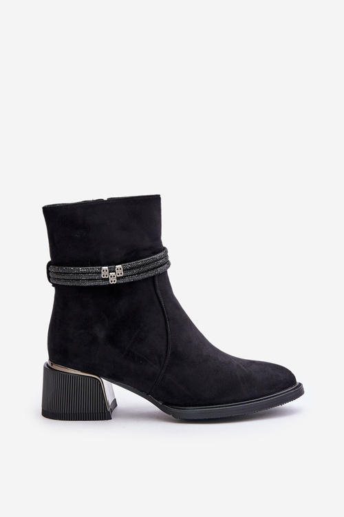 Ocieplane Botki Damskie Na Niskim Obcasie Z Ozdobnymi Paskami D&A MR880-027 Czarne