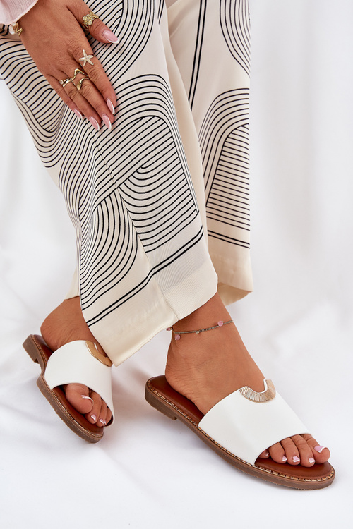 Klapki Damskie Eko Skórzane Z Ozdobnymi Detalami Białe Mevith