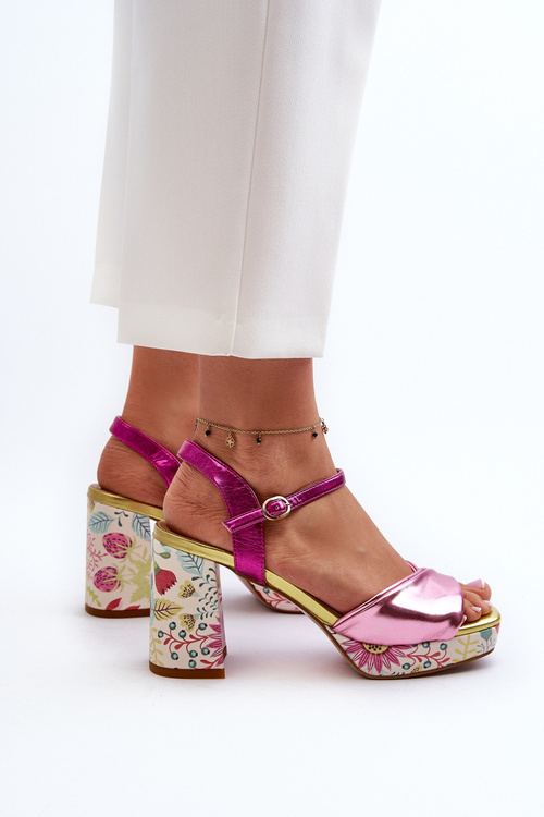 Sandały Damskie Na Słupku W Kwiaty D&A CR980 Różowe