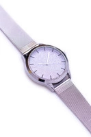 Odcienie szarości i srebra