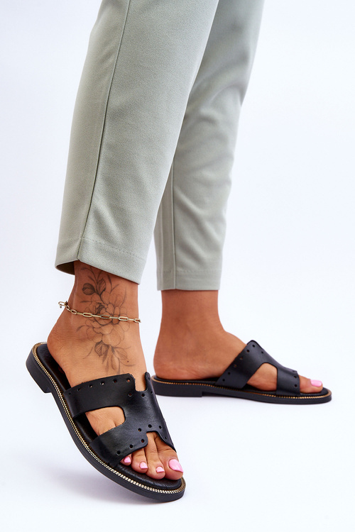 Zazoo 40326 Damskie Klapki Z Ozdobnymi Wycięciami Czarne