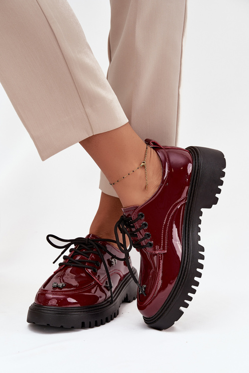 Lakierowane Skórzane Półbuty Damskie Z Przypinkami Artiker 57C0336 Bordowe