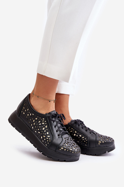 Zazoo 2973 Skórzane Półbuty Na Platformie Z Ażurowym Wzorem Czarne