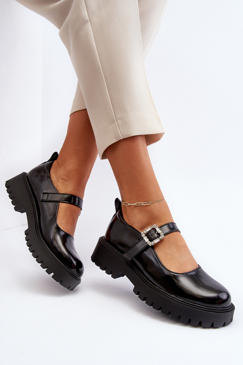 Damskie Lakierowane Półbuty Z Ozdobną Klamrą Czarne Lindnessa