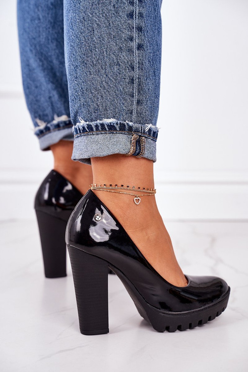 Skórzane Czółenka Na Słupku Maciejka 02629-05 Lakierowane Czarne