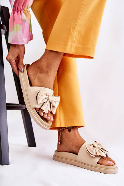 Klasyczne Damskie Klapki Skórzane Z Kokardą Beżowe Dessy