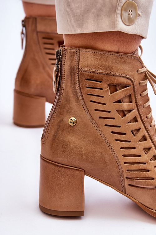 Skórzane Ażurowe Botki Maciejka 05508-10 Ciemnobeżowe