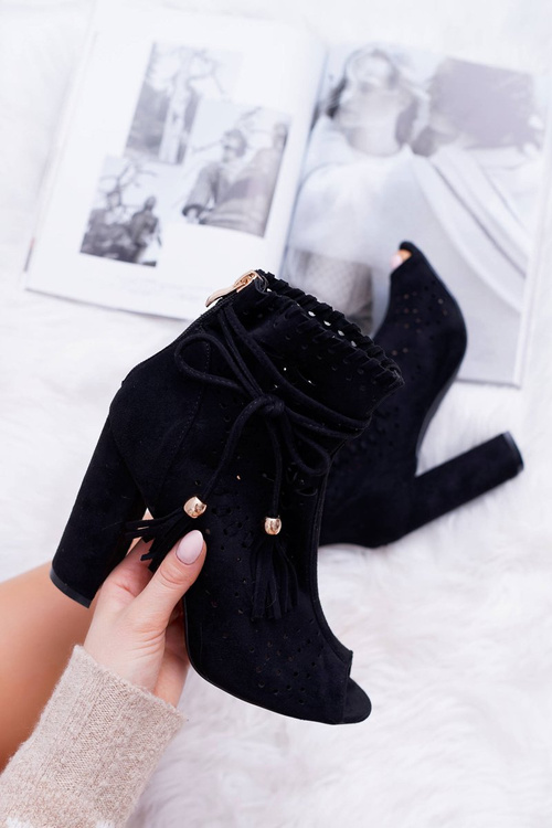 Botki Damskie Na Słupku Zamszowe Czarne Corinne