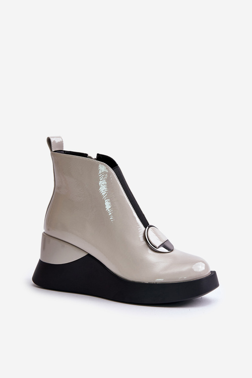 Lakierowane Botki Na Koturnie Ocieplane D&A MR880-136 Jasnoszare