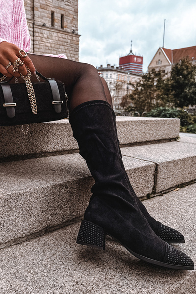 Kozaki Damskie Ze Zdobieniem Na Klocku Eko Zamszowe Czarne Ivanna