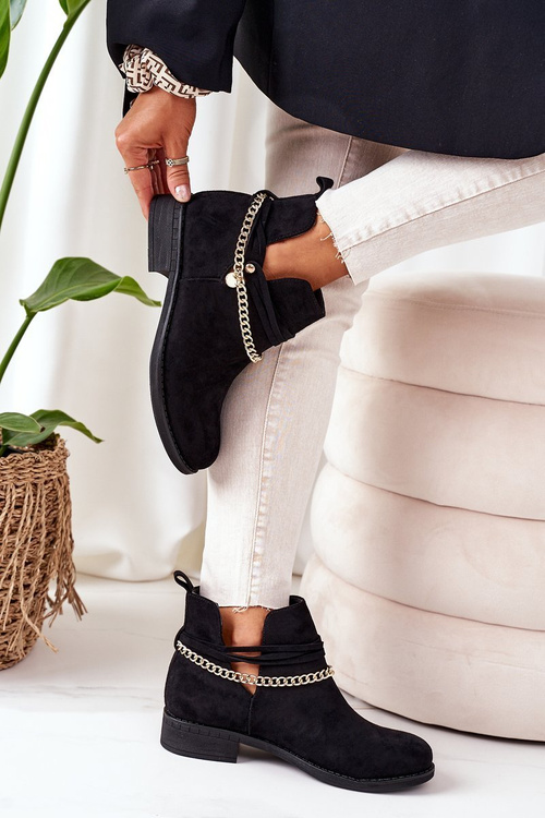 Zamszowe Botki Z Łańcuszkiem Czarne Elvira