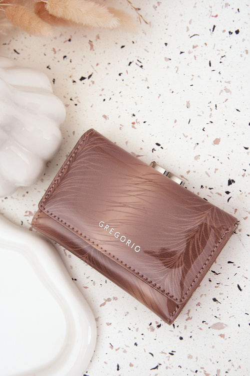 Lakierowany Portfel Damski Z Drobinkami Beżowy Cermina