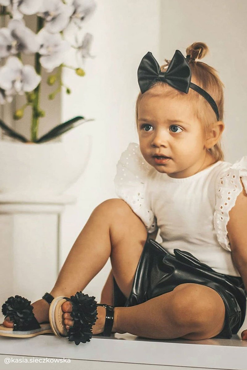 Dziecięce Sandałki Na Rzep Świecące Czarne Milena