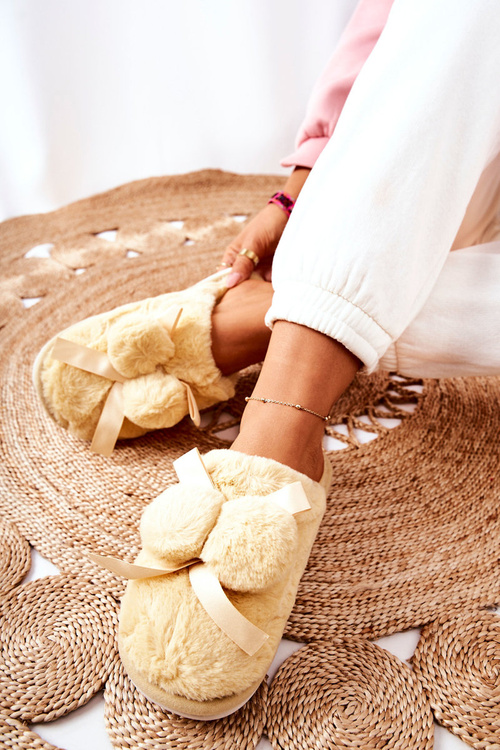 Papcie Futrzane Z Pomponami Żółte Pamppy