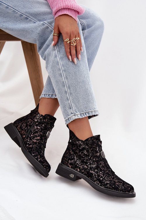 Botki Z Naturalnego Zamszu Na Niskim Obcasie D&A CR52-713 Czarno-Brązowe