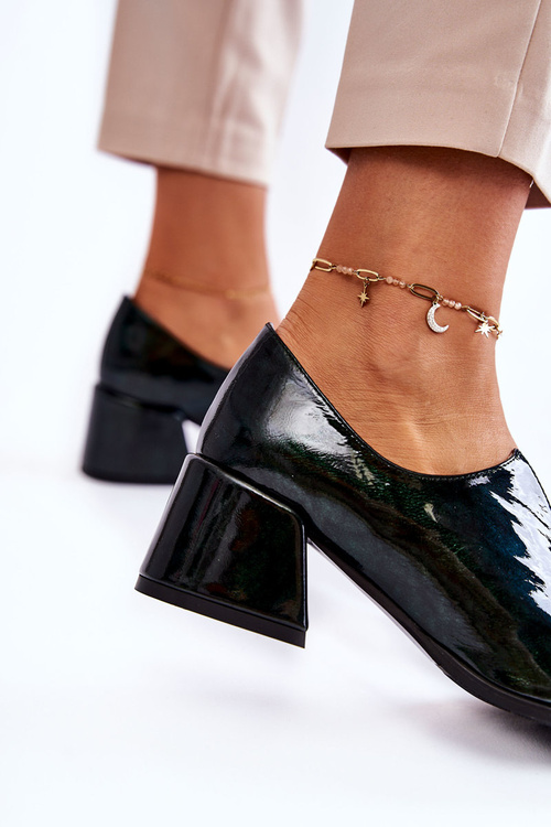 Lakierowane Półbuty Mozaika Z Transparentną Ozdobą Zielone Delaver