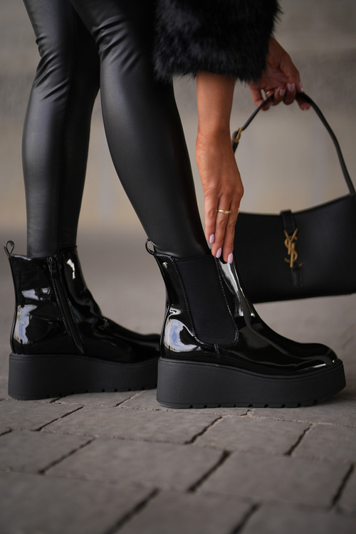 Lakierowane Botki Damskie Na Platformie I Koturnie Ocieplane Czarne Wloedia