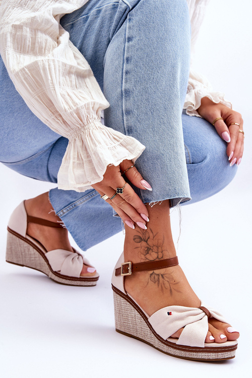 Sandały Damskie Na Plecionym Koturnie Beżowe Judith