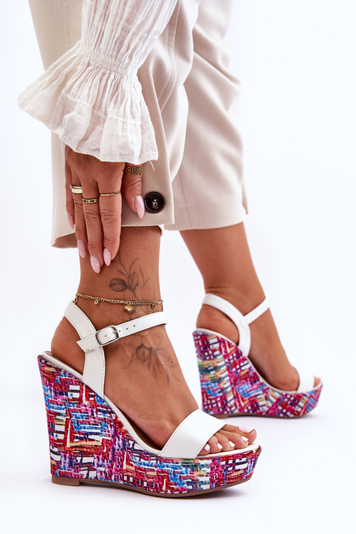 Damskie Sandałki Na Kolorowym Koturnie Białe Malibu