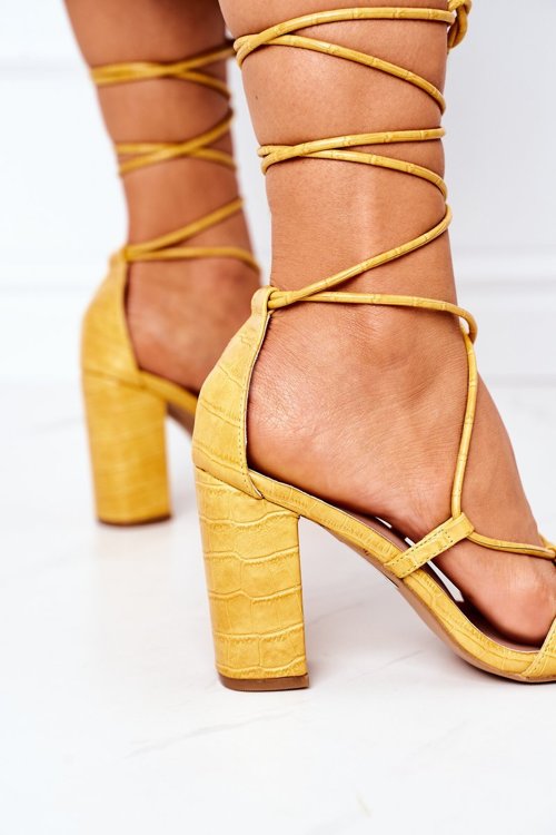 Wiązane Sandały Na Słupku Żółte Catwalk
